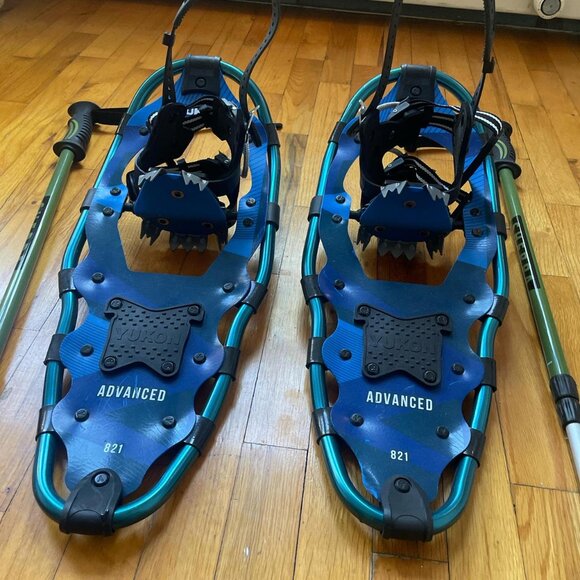 Yukon Charlie 821 Advanced Snowshoes, Blue w/ Olive Green Sherpa walking sticks - Picture 2 of 8